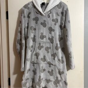 Disney Ladies Fleece Lounge Hoodie size medium